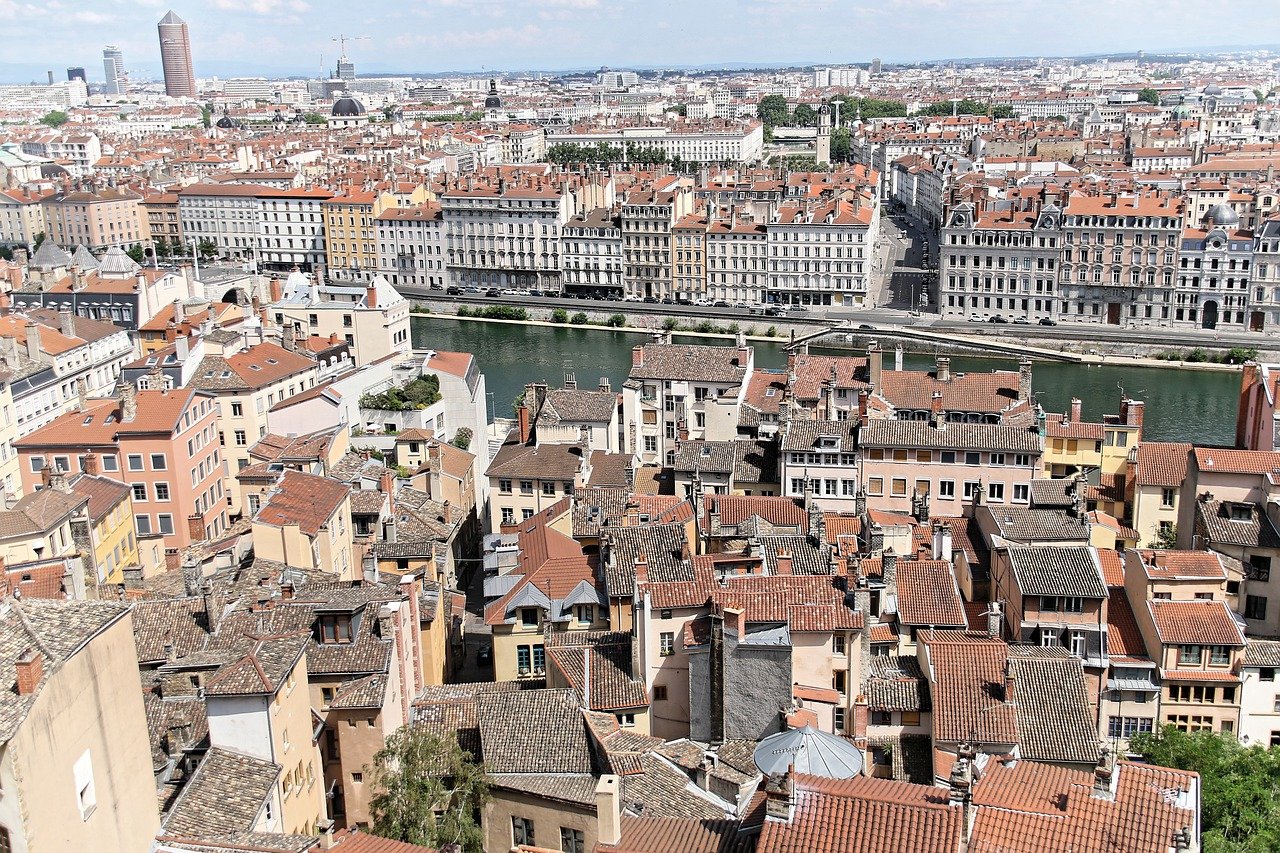 les clés d'un investissement immobilier réussi avec 3 erreurs à éviter